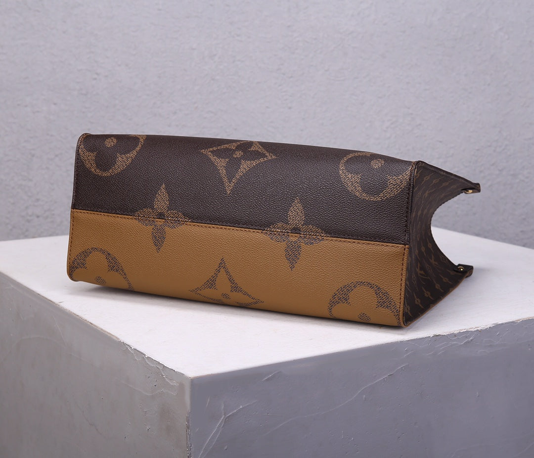 1XE65BDE Stylish leather bag 