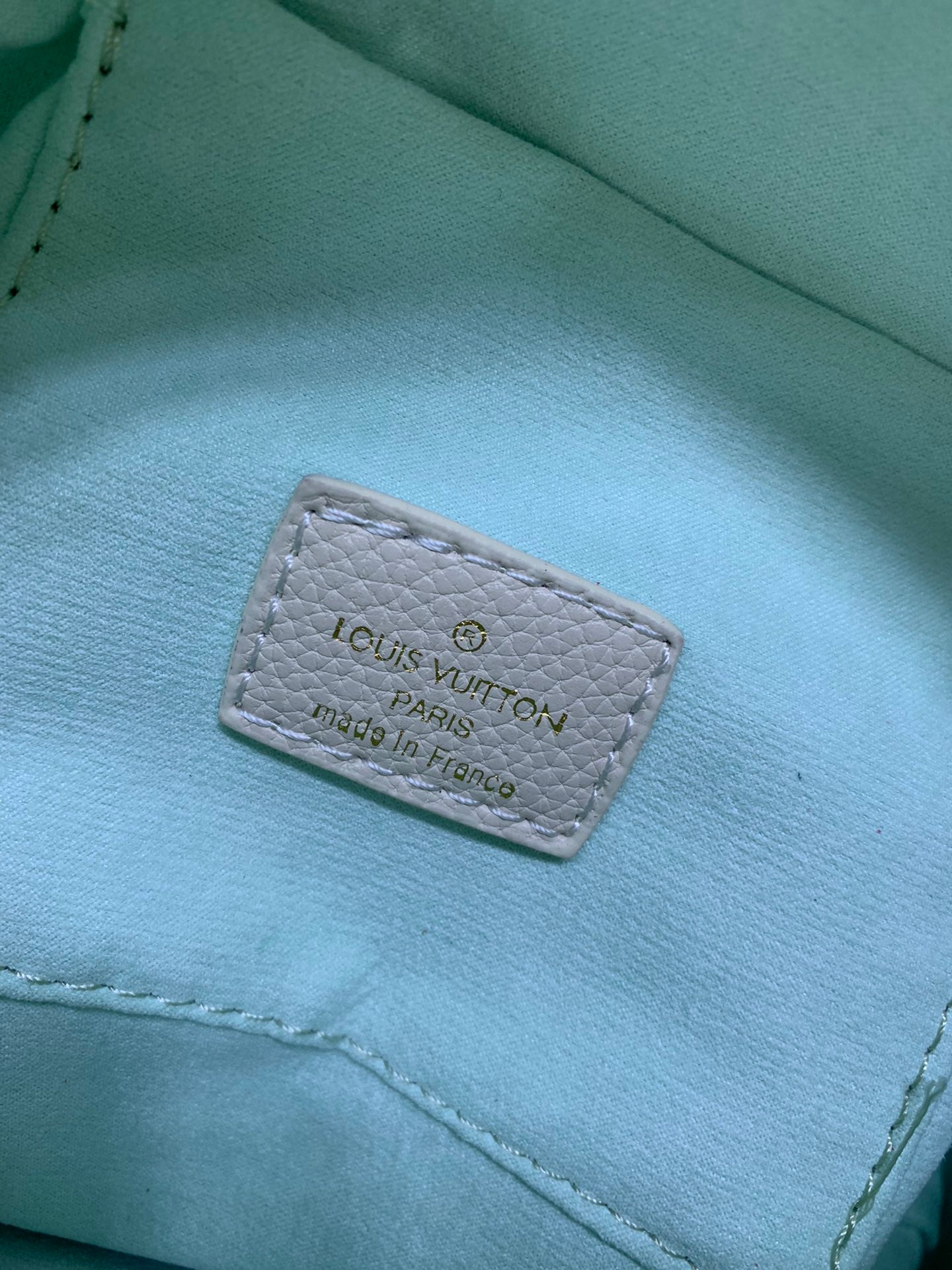 2XE264BDE Stylish leather bag 