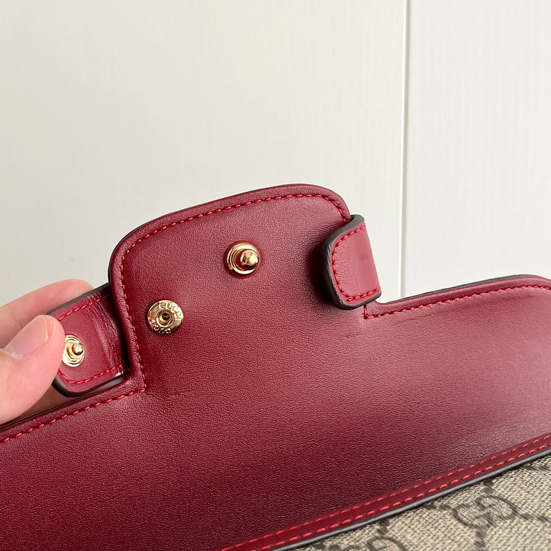 1XB55BDE Stylish leather bag