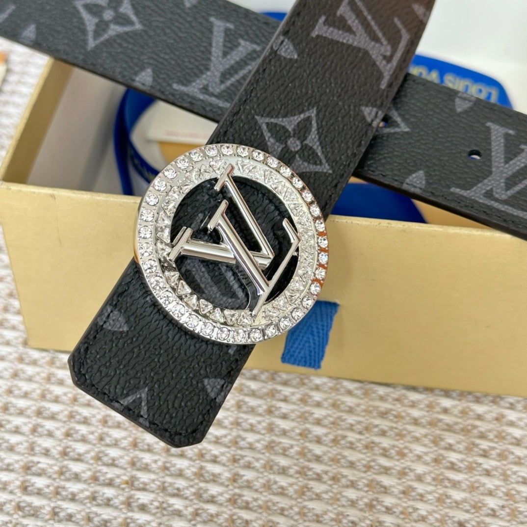 14E128PDE Stylish  High quality belt With full package