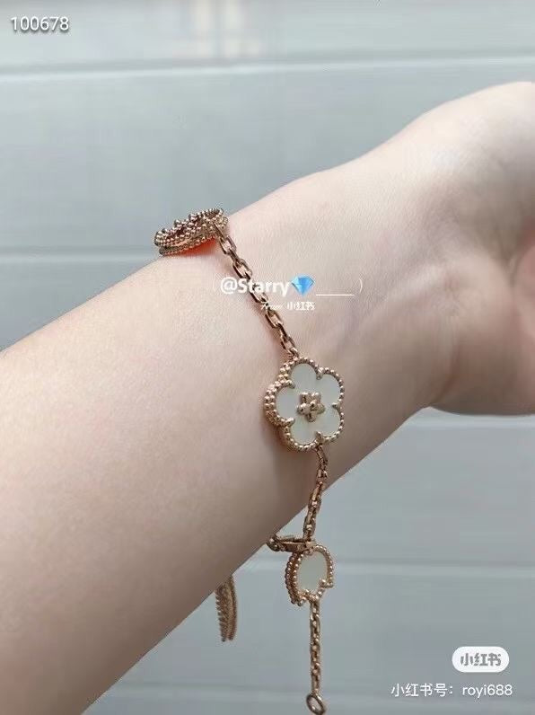 5XVA192KDE Stylish  high quality rings,earrings, bracelets,necklaces