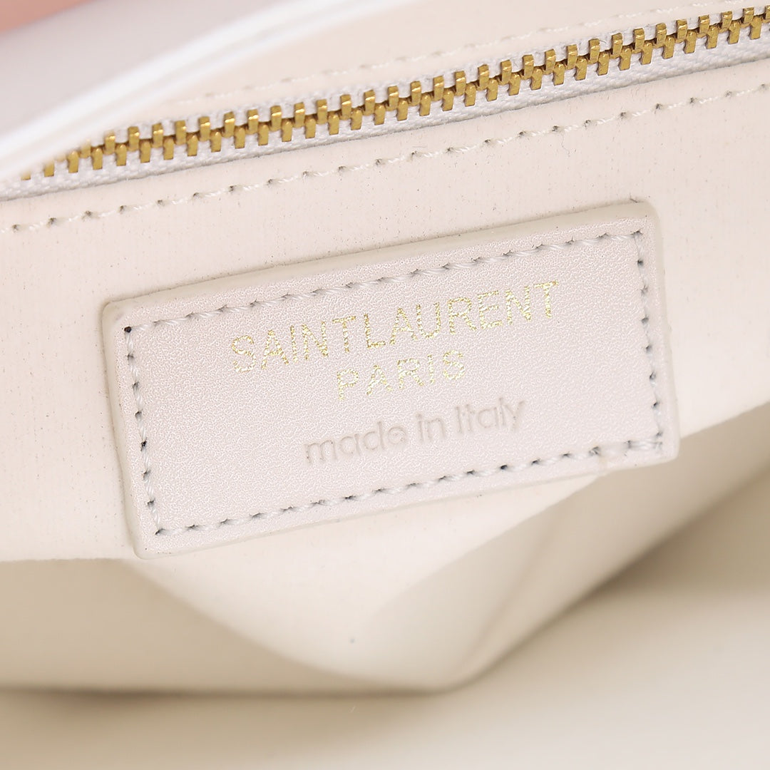 4XSL29BDE Stylish leather bag 