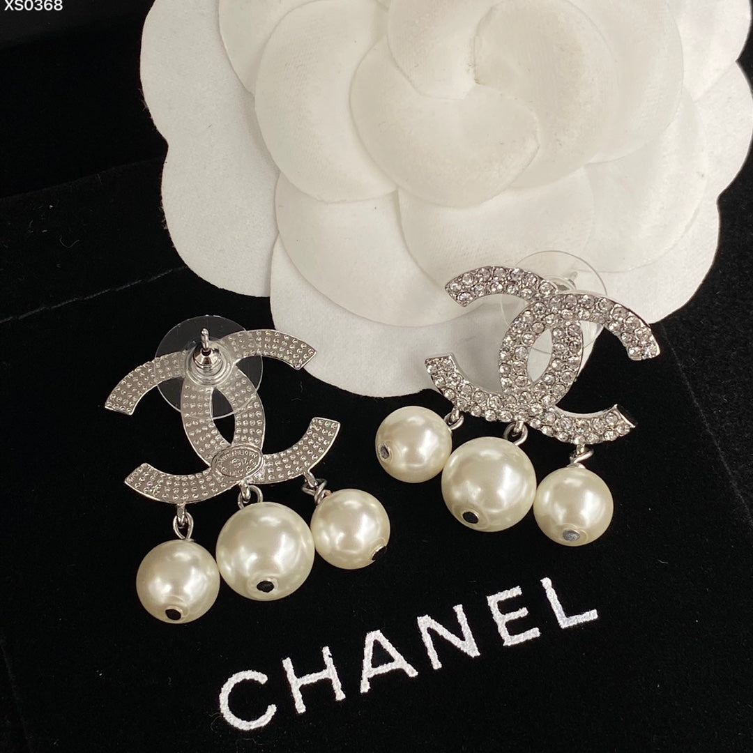 1YC412EDE Stylish Earrings