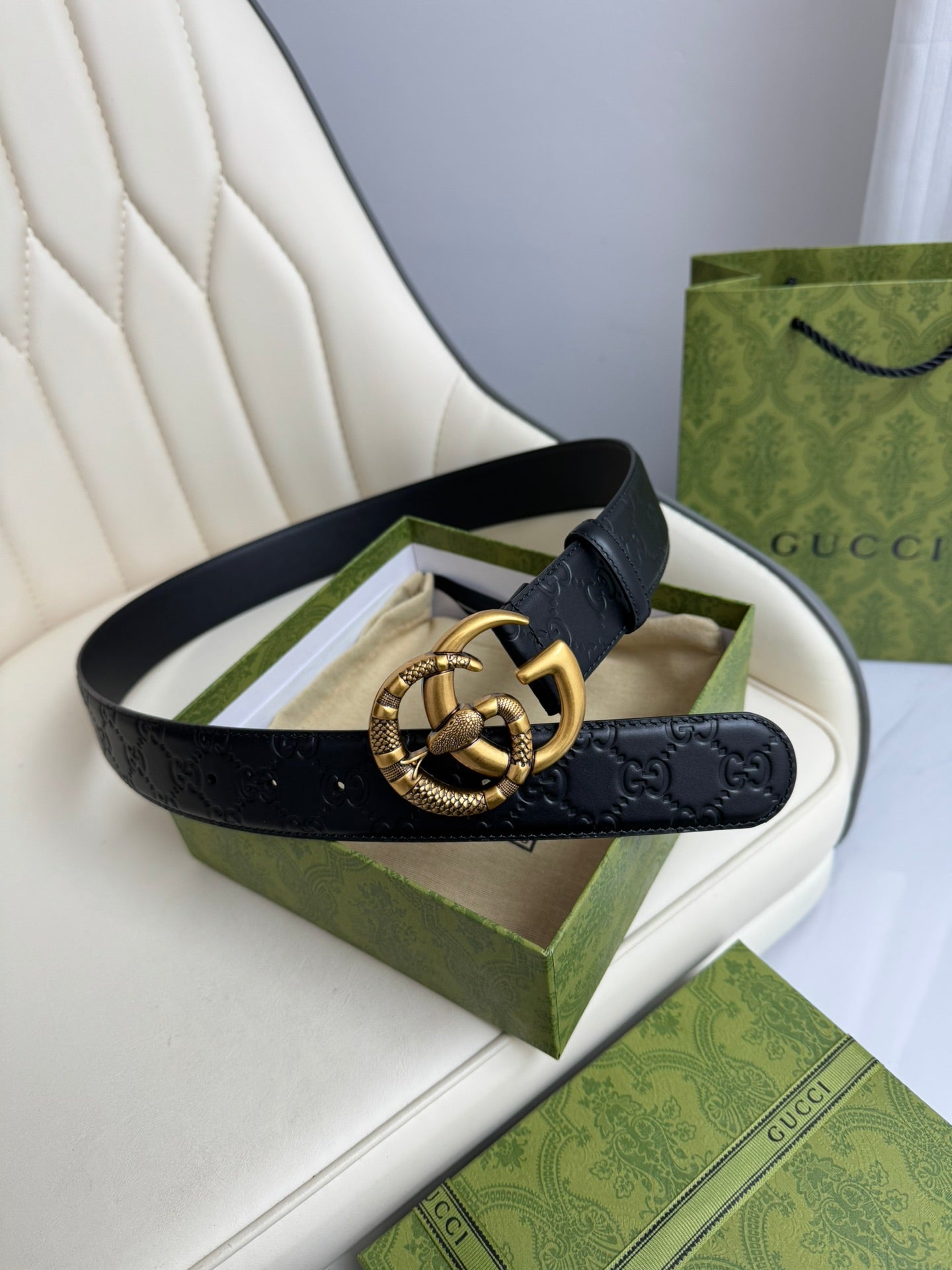 155RB240PDE Stylish  High quality belt With full package