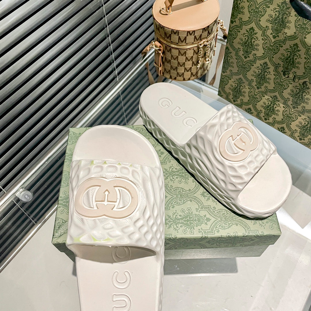 14B185ZDE Stylish Slippers