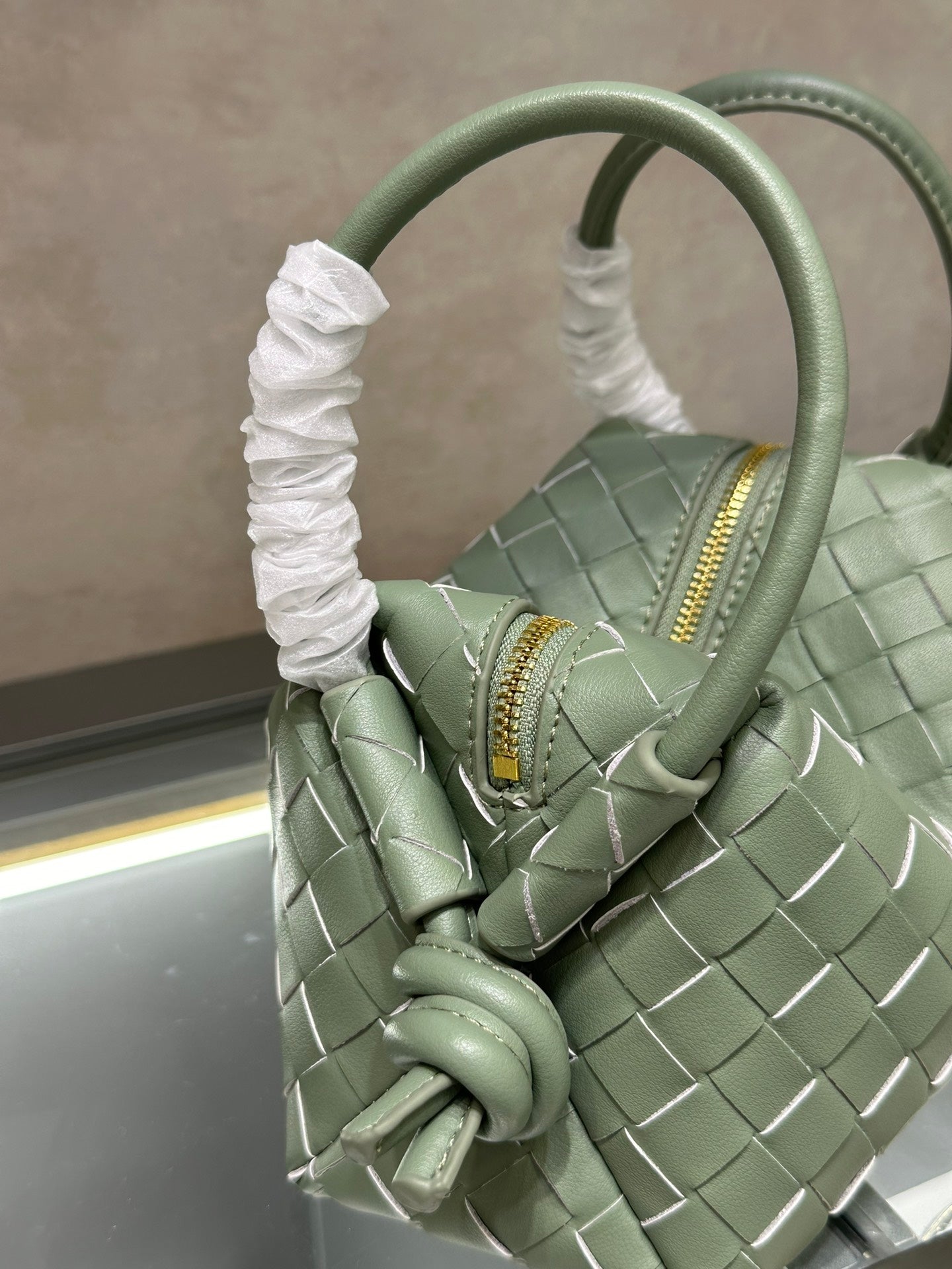 1XA84BDE Stylish leather bag