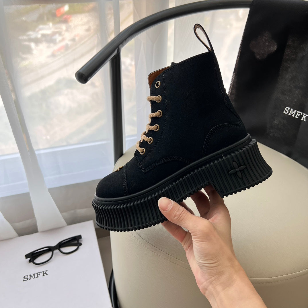 1JA18ZDE Stylish boots
