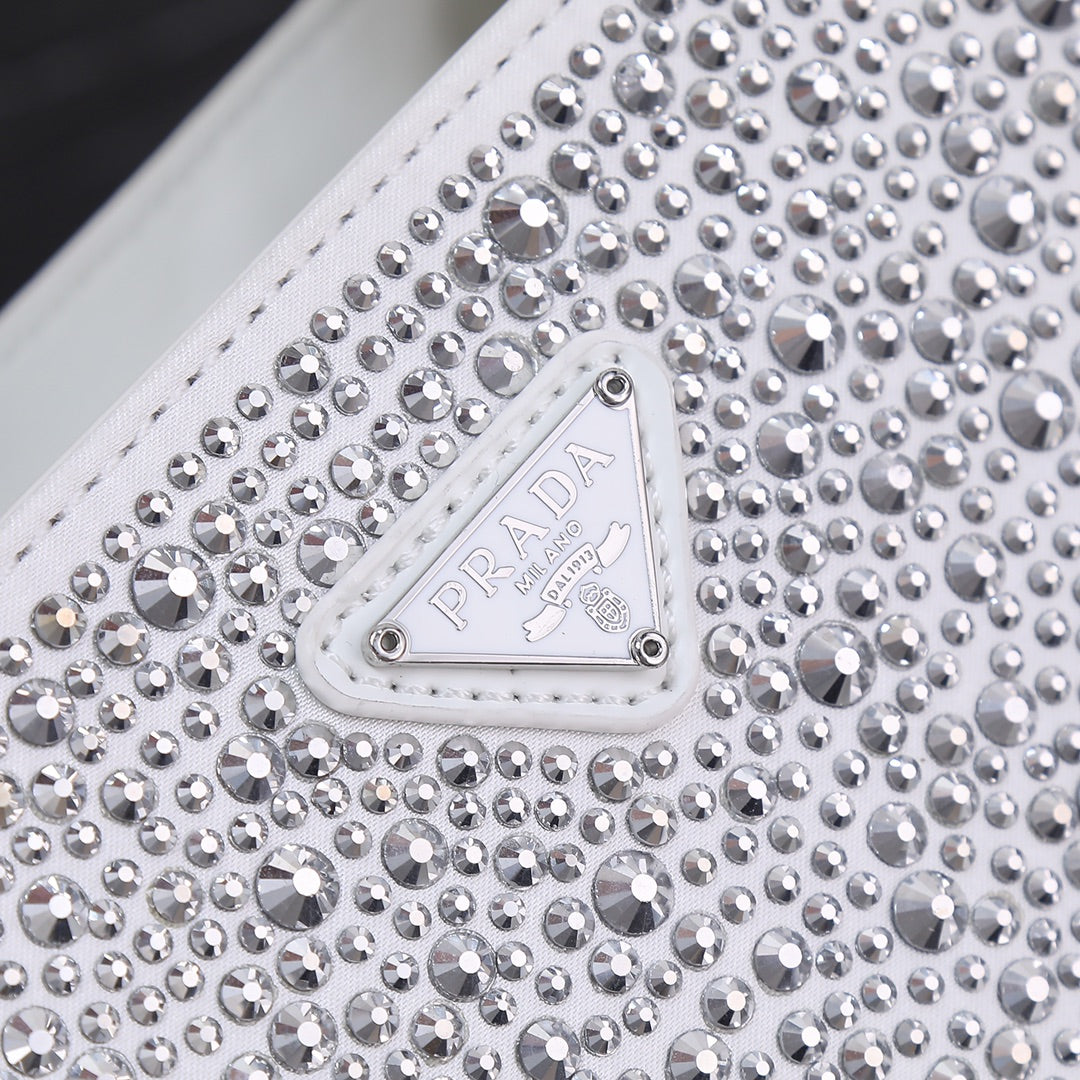 2XPD265BDE Stylish leather bag 