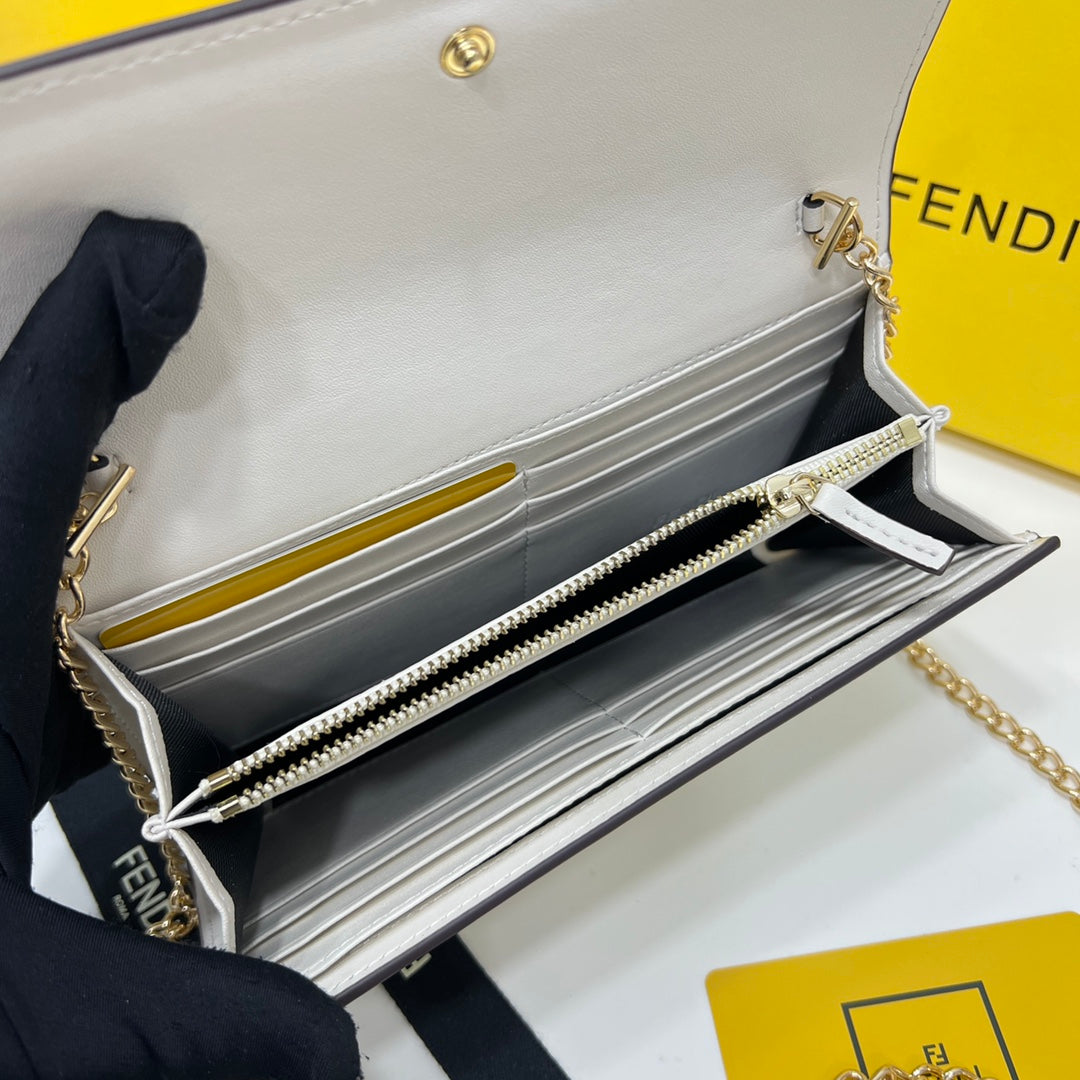 XF13BDE Stylish leather wallets