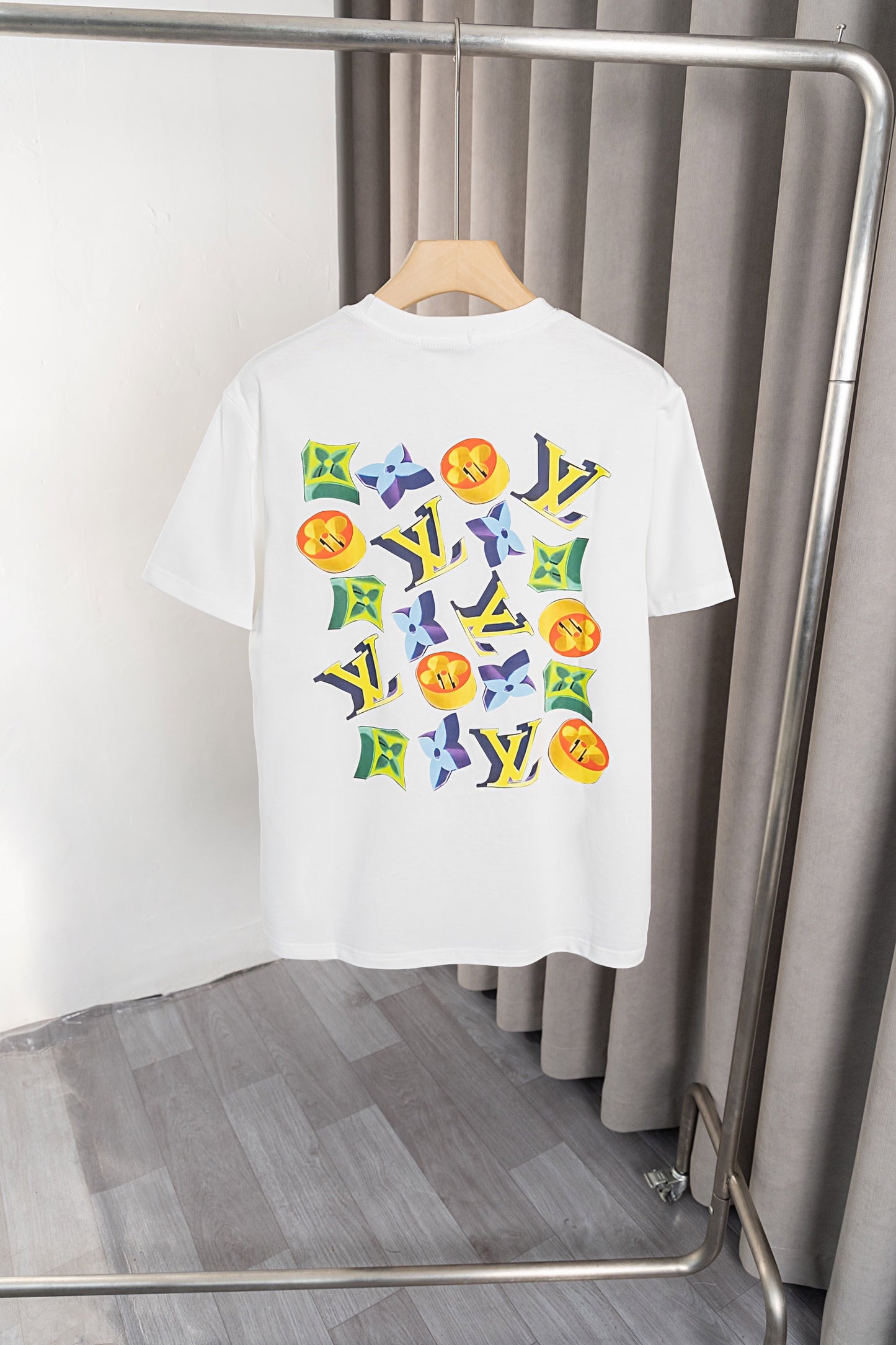 1ZE570UDE Stylish T-shirts