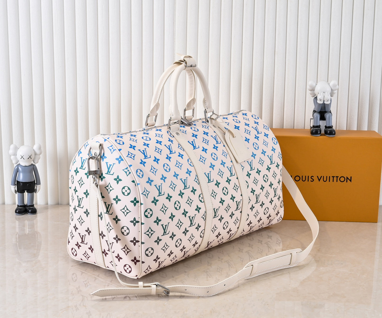 155NE41BDE Stylish leather luggage bags