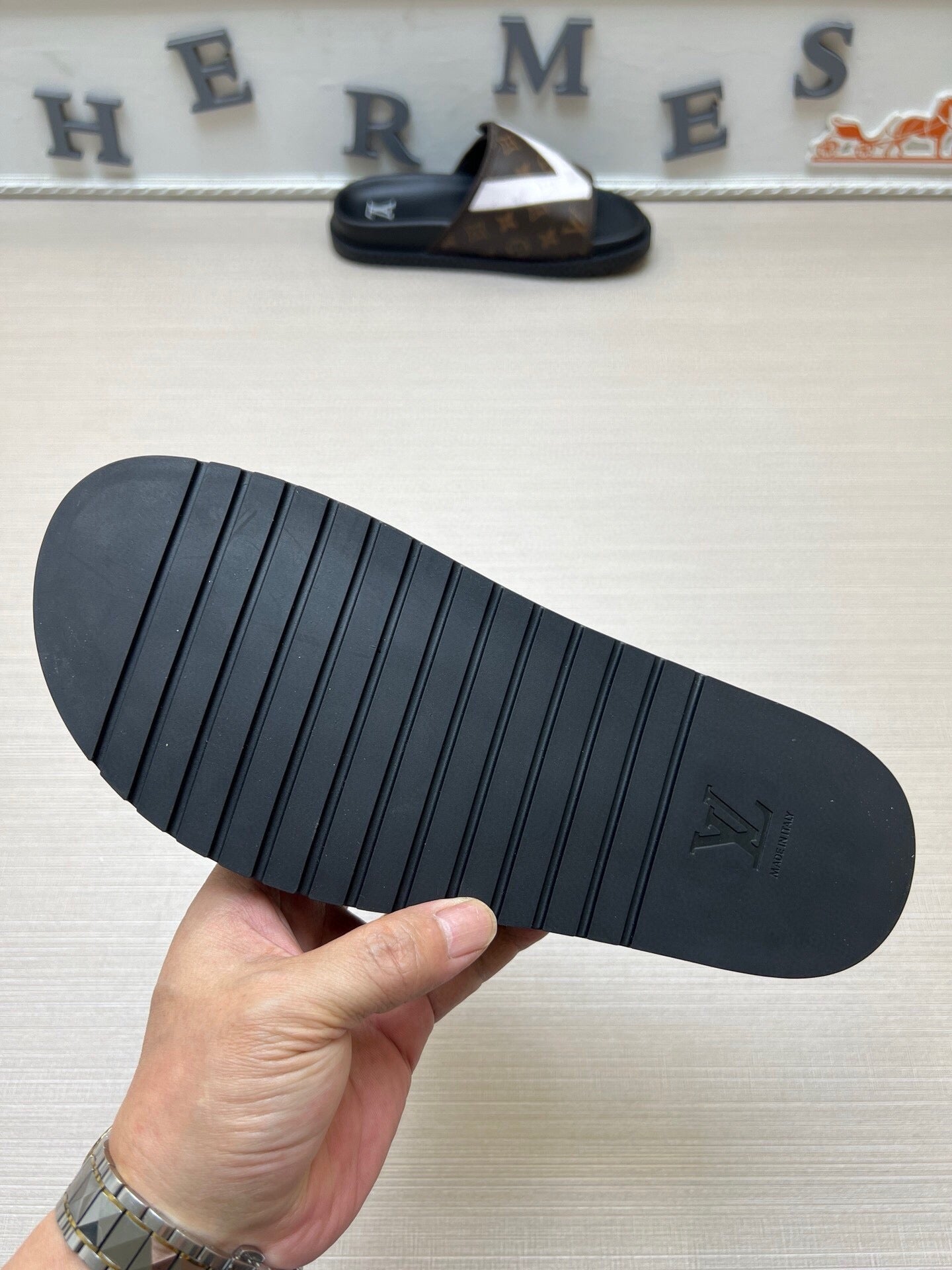 5WE251ZDE Stylish Slippers