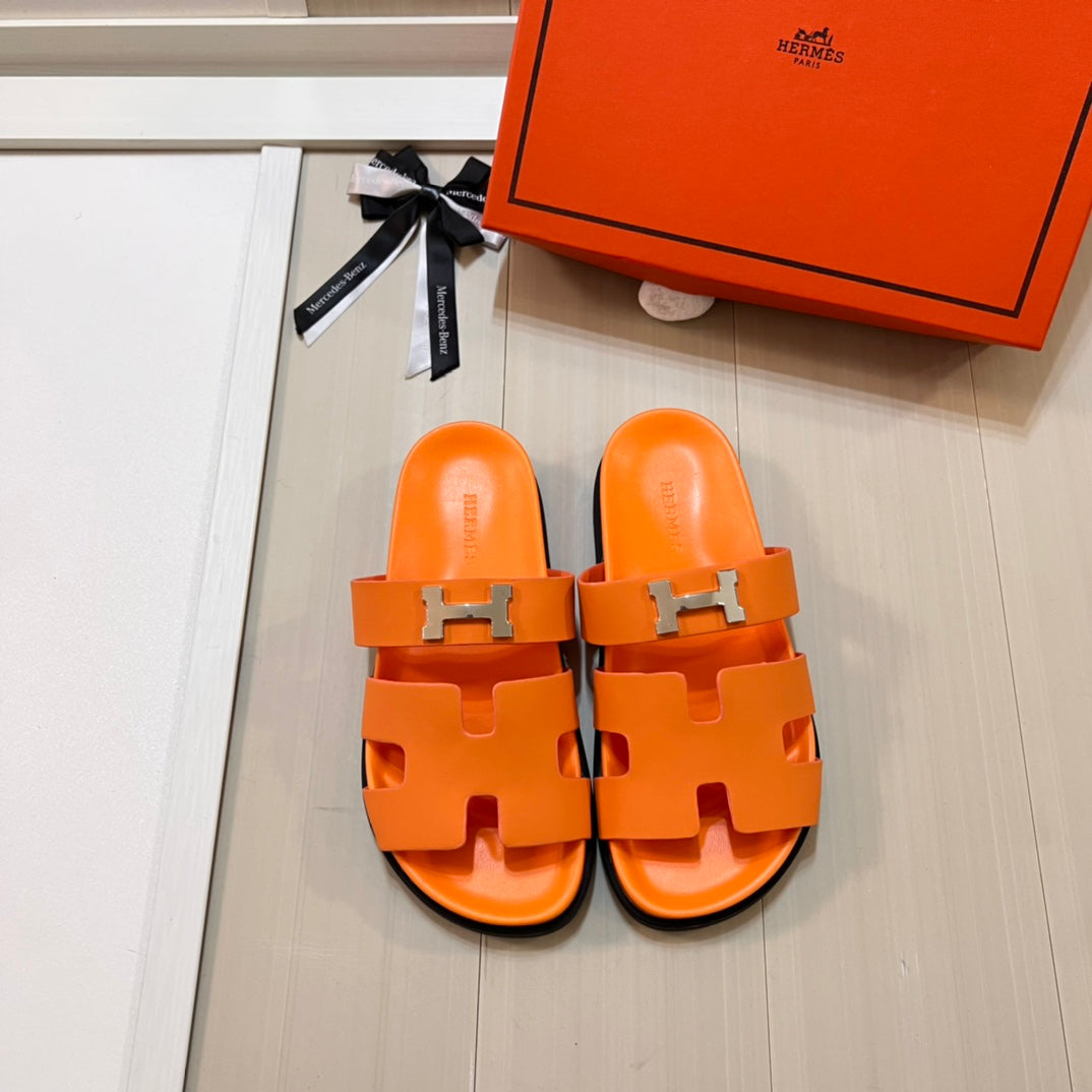 14H207ZDE Stylish Slippers