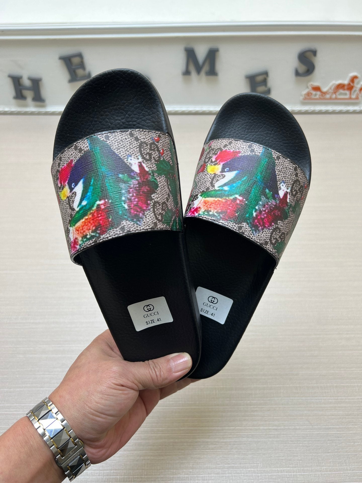 5WB239ZDE Stylish Slippers