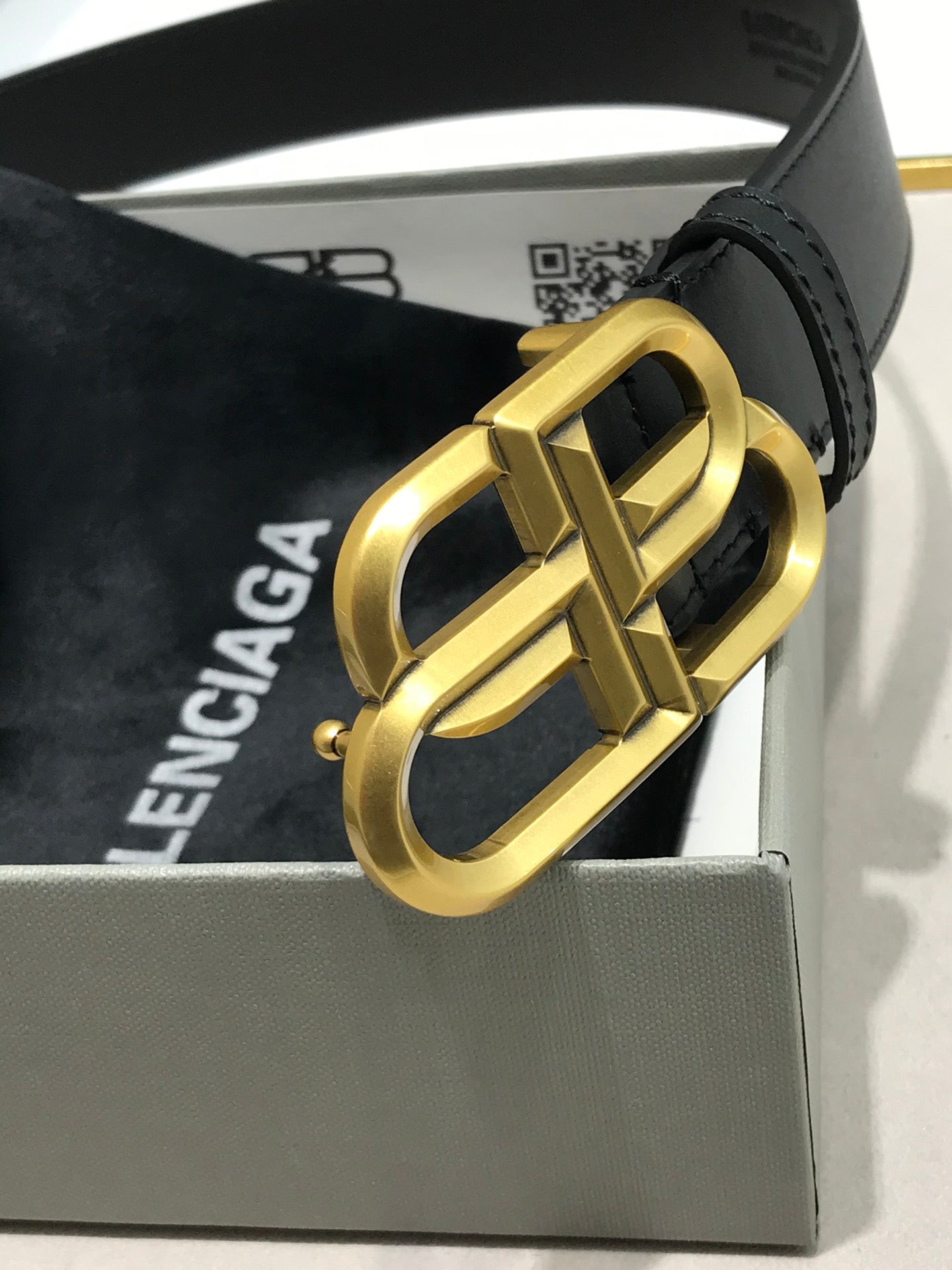 255RJ3PDE Stylish  High quality belt With full package