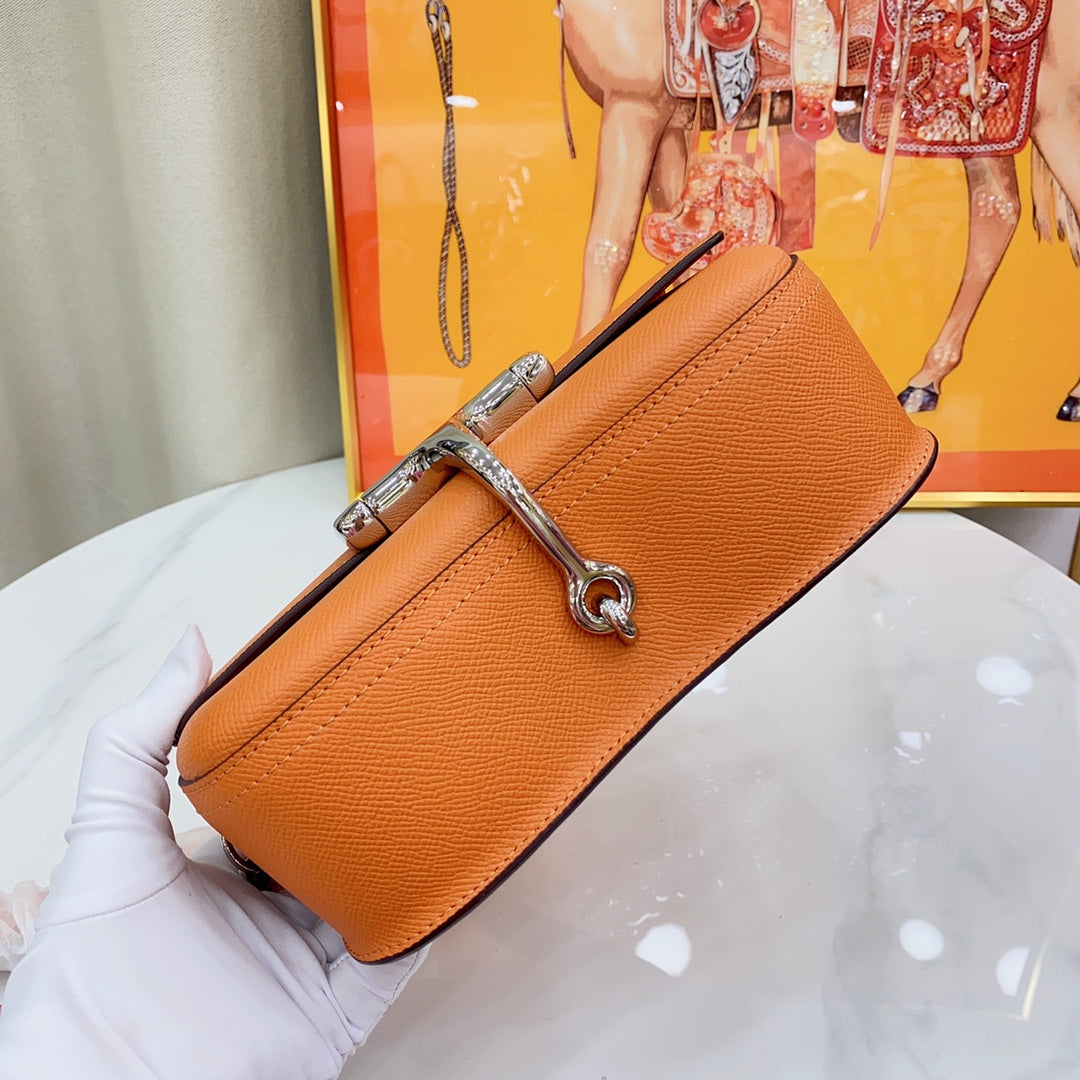 155NH8BDE Stylish leather bag