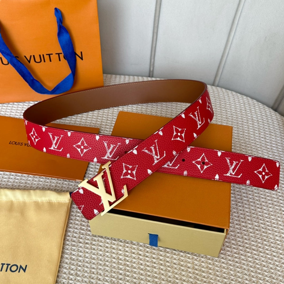 14E131PDE Stylish  High quality belt With full package