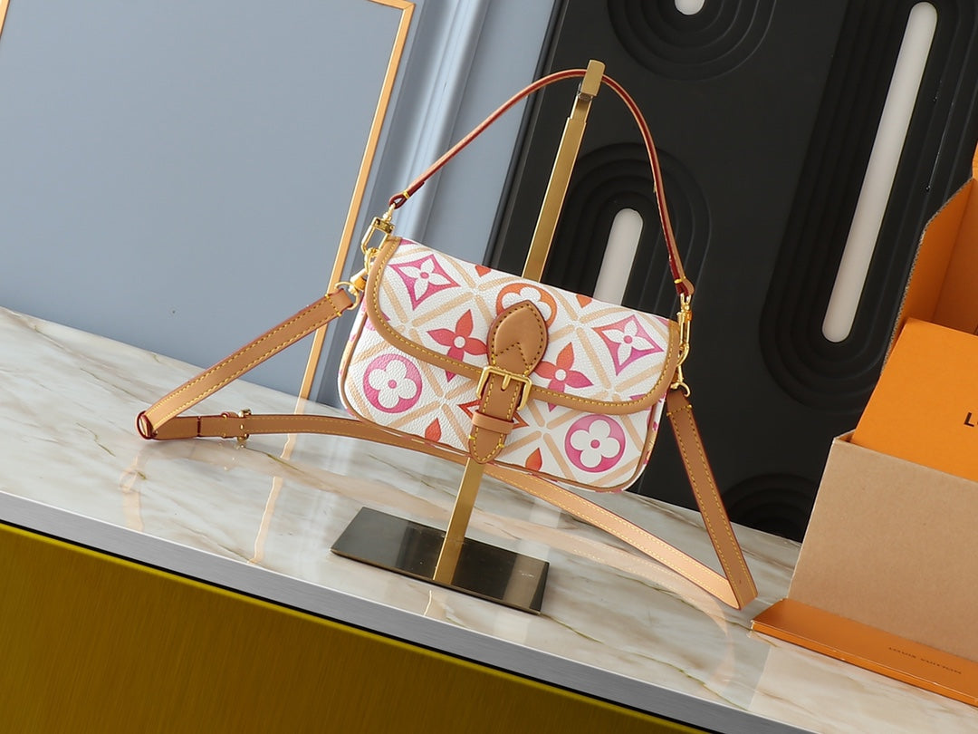 15XE2BDE Stylish leather bag)