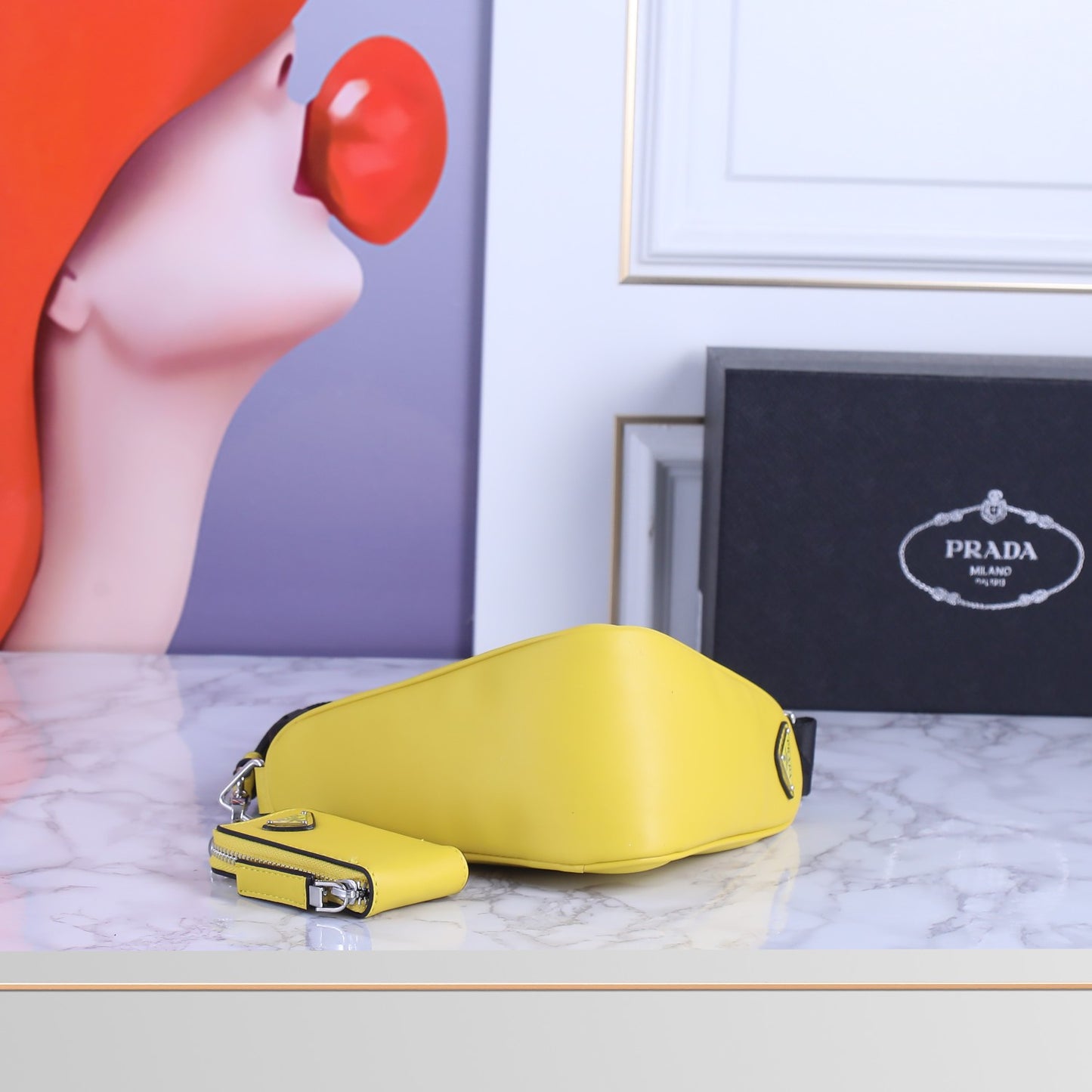 1XPD82BDE Stylish leather bag 