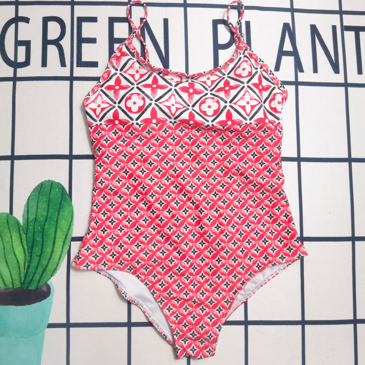 14E93YDE Stylish  Bikini swimsuit