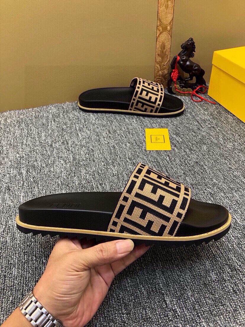 535ZF285ZDE Stylish Slippers