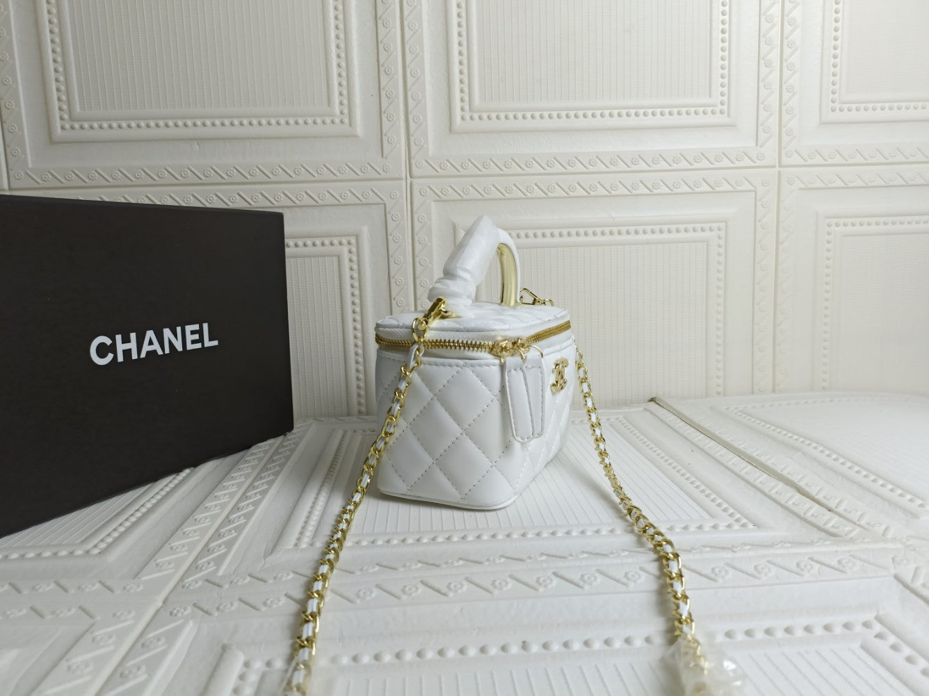 1XC59BDE Stylish leather bag 