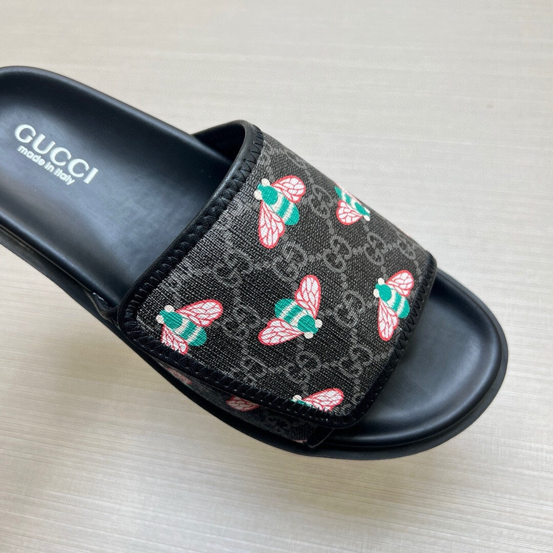 5WB240ZDE Stylish Slippers