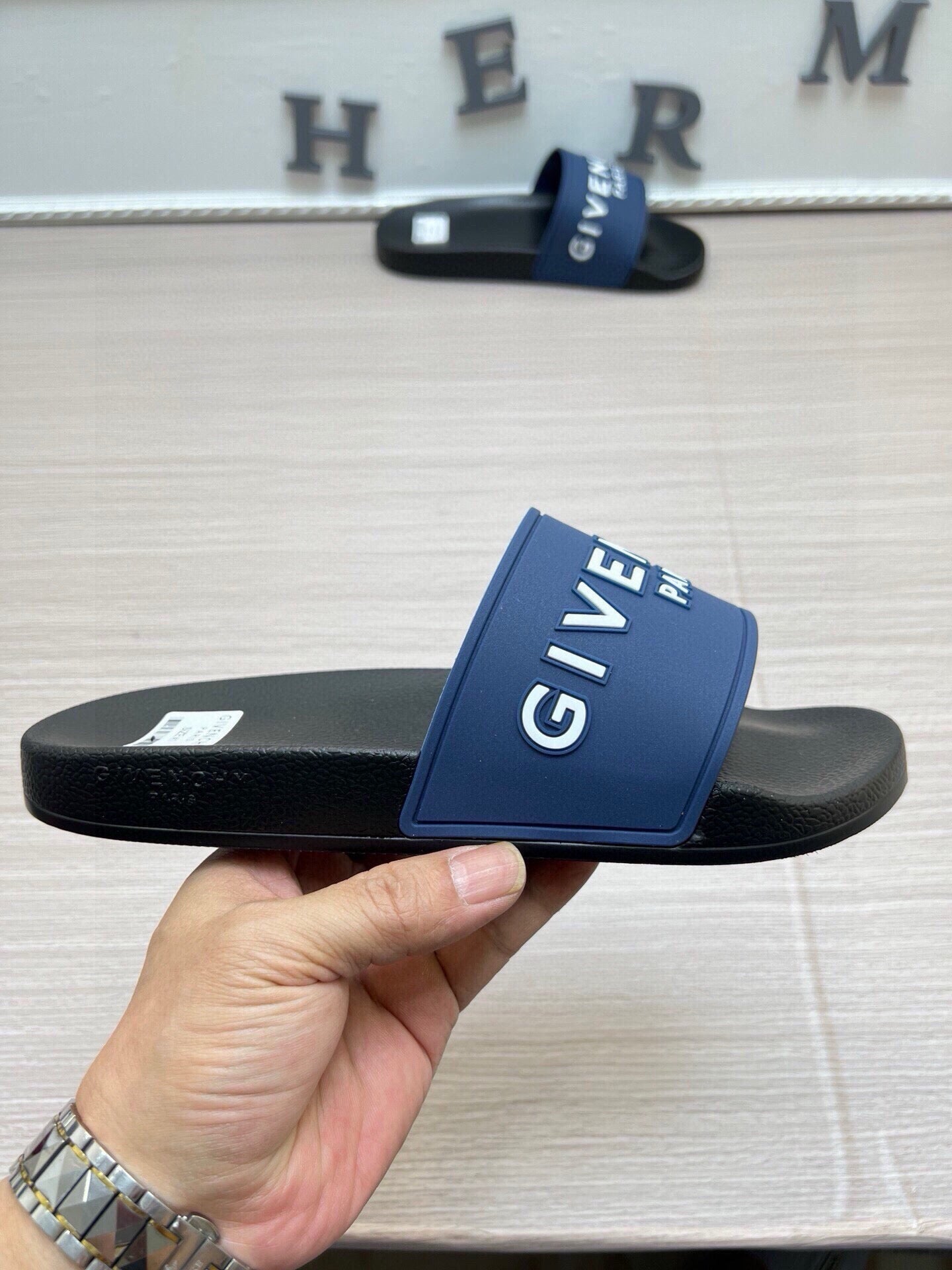 535ZGV263ZDE Stylish Slippers