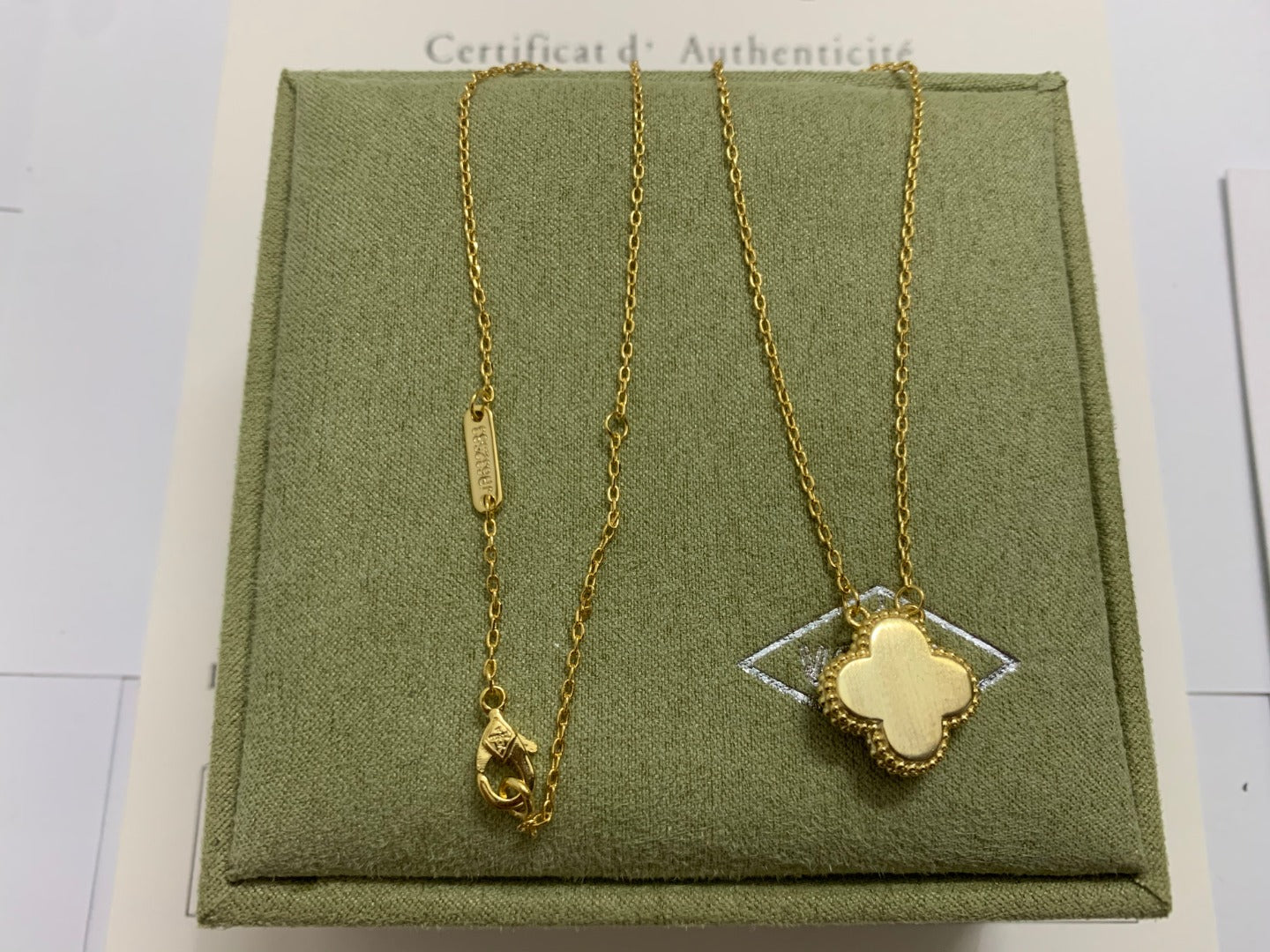 5XVA185XDE Stylish 1 flower necklace