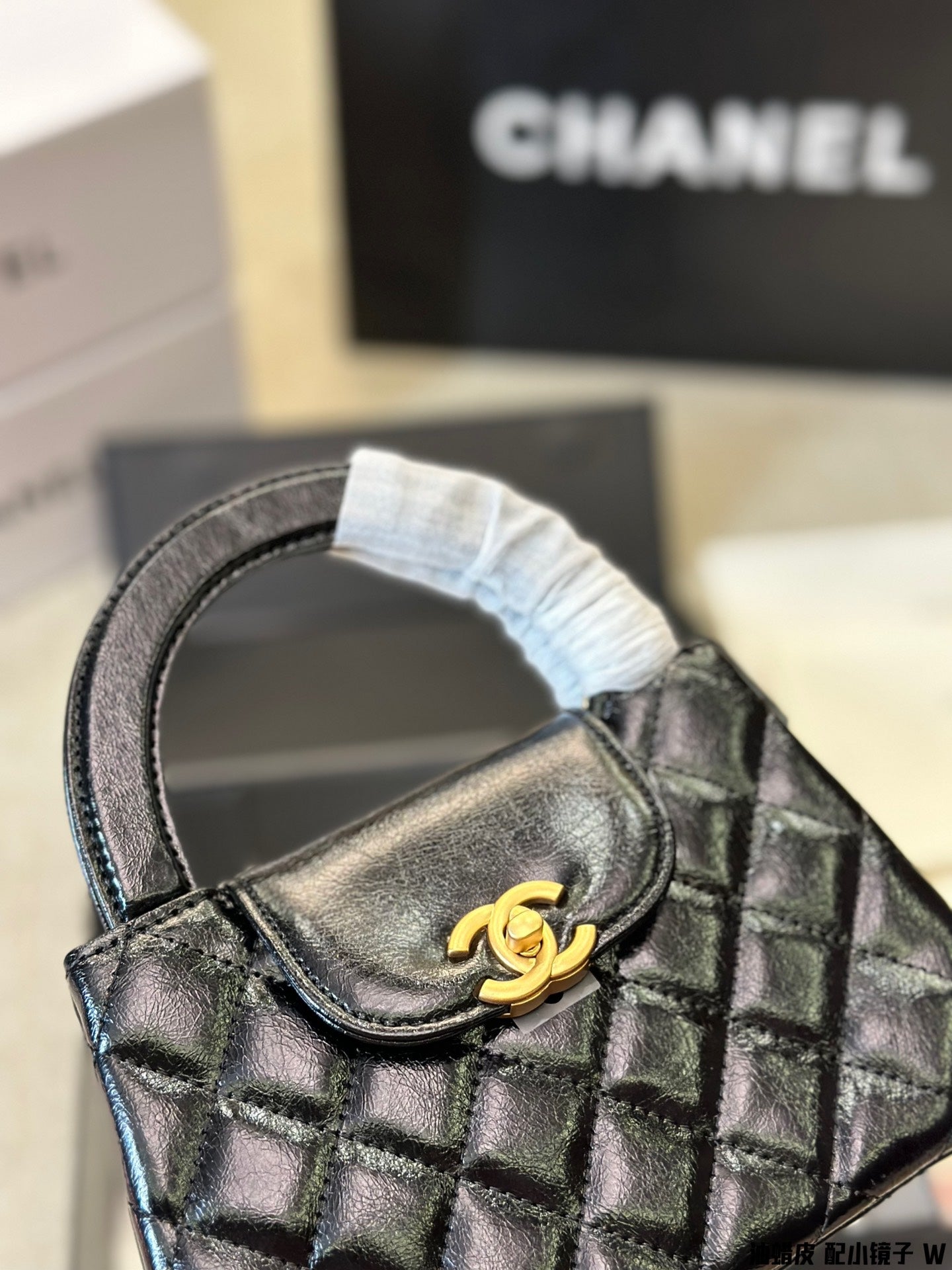 6XC422BDE Stylish leather bag