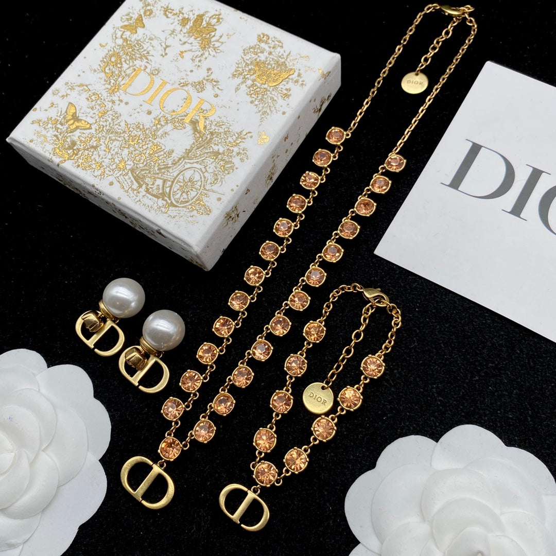 175RD15XDE Stylish Necklaces . Bracelets . Earrings