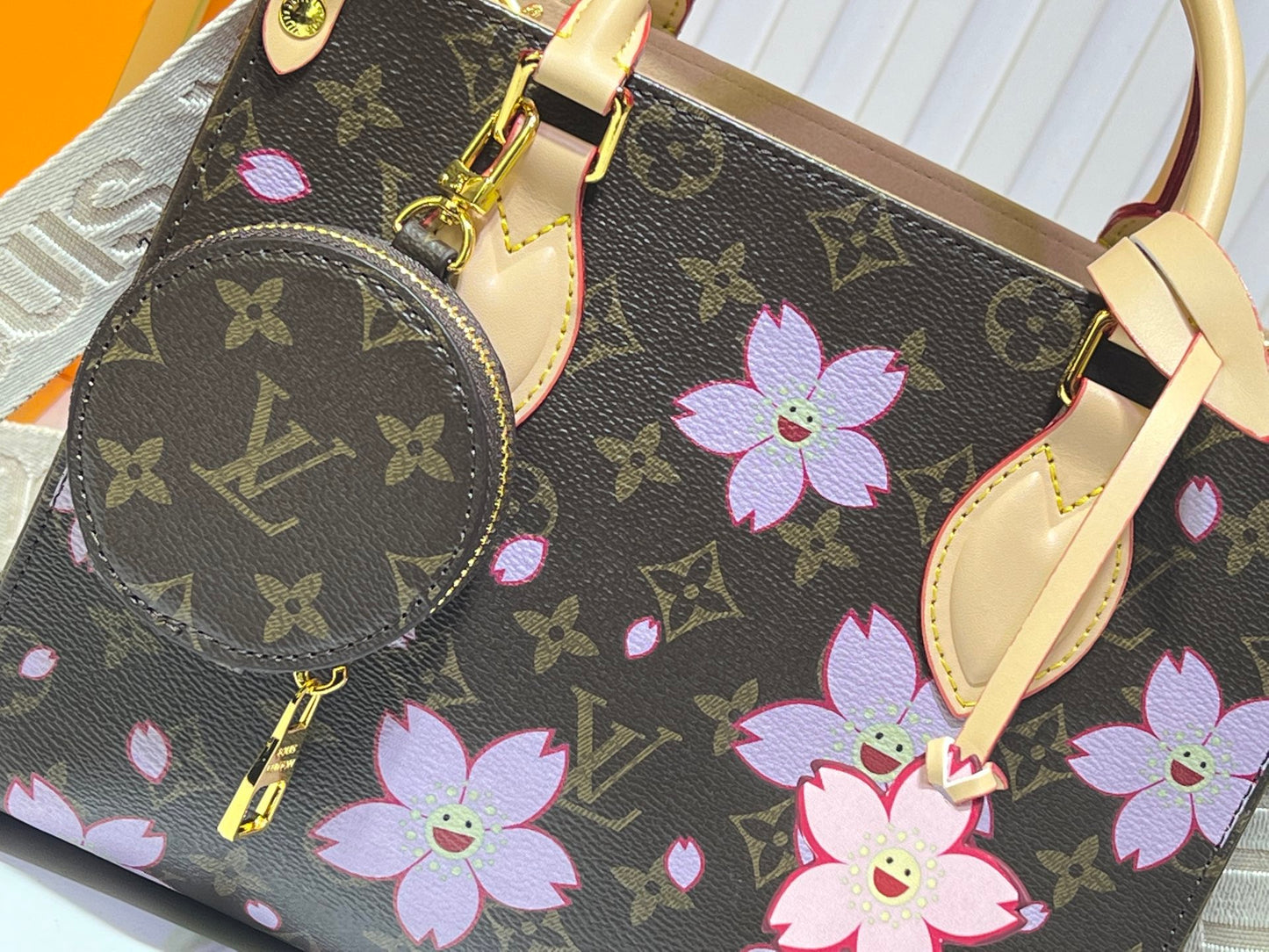 155NE62BDE Stylish leather bag