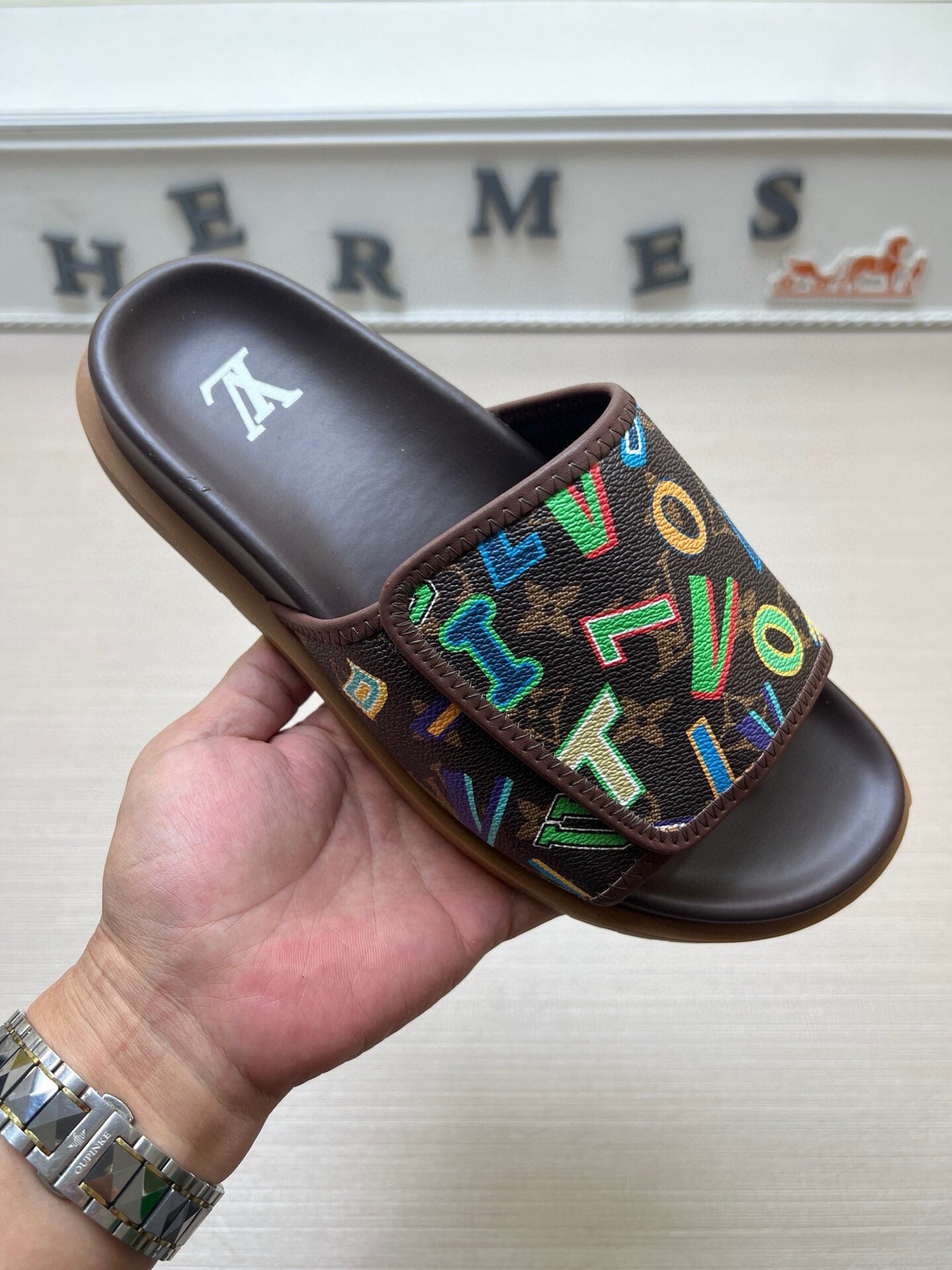 5WE247ZDE Stylish Slippers