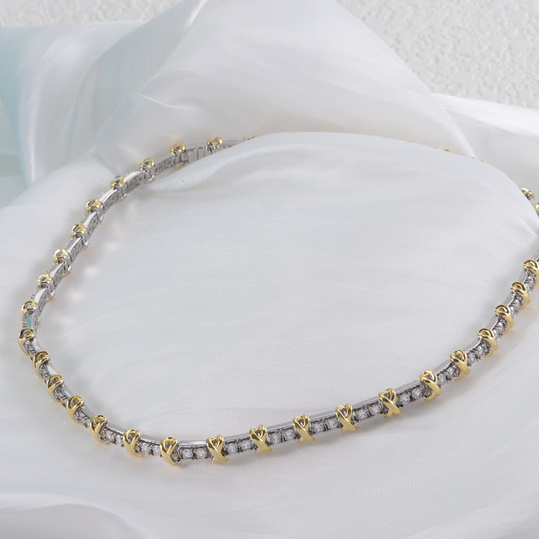 175RT8XDE Stylish Necklaces .