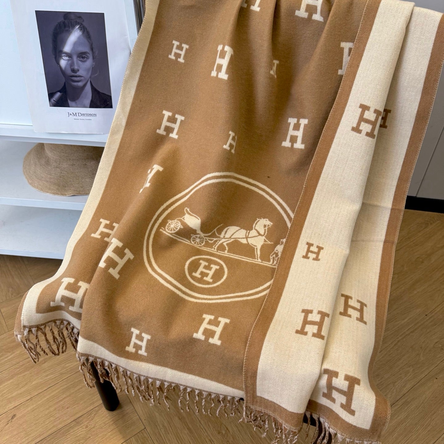 185ZH43WDE Stylish Winter Scarves