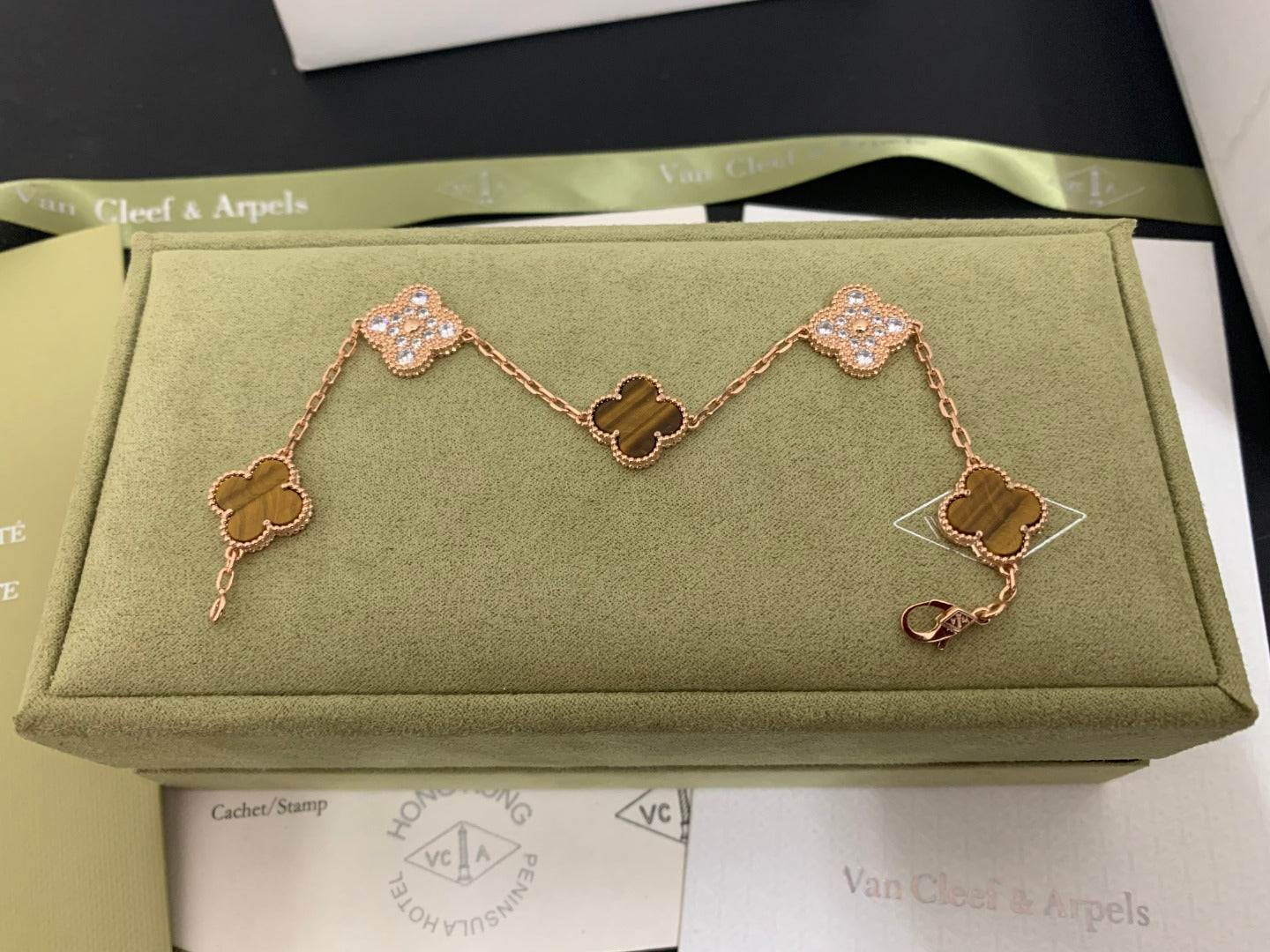 5XVA179KDE Stylish bracelets 5 flowers normal size1.5cm flower