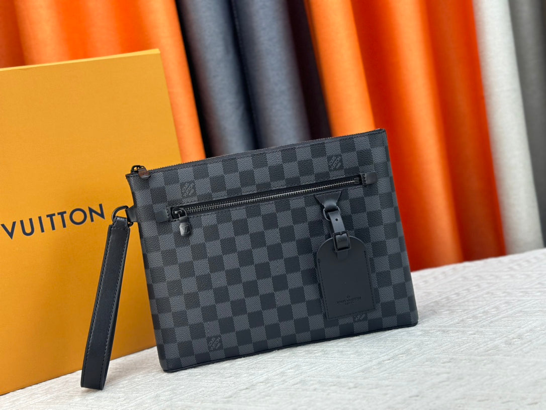 1XE398BDE Stylish leather bag