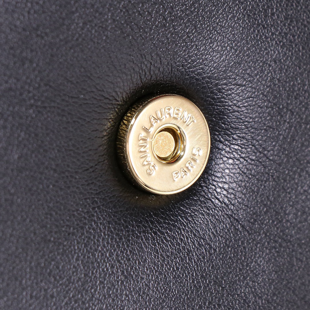 1XSL285BDE Stylish leather bag 