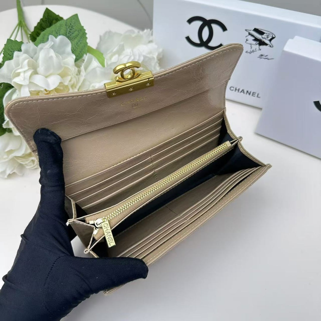 15RC84BDE Stylish leather bag