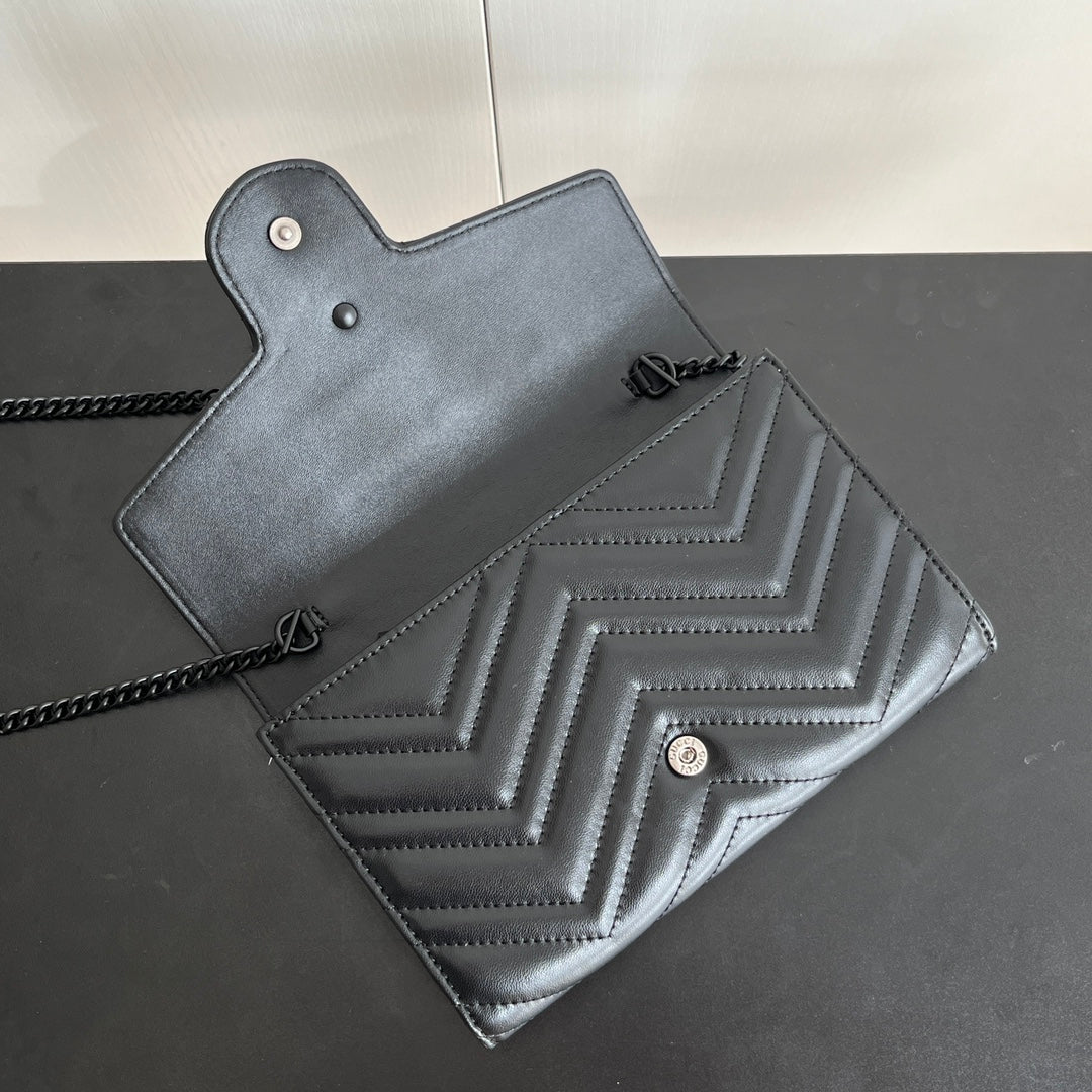 155NB51BDE Stylish leather wallets