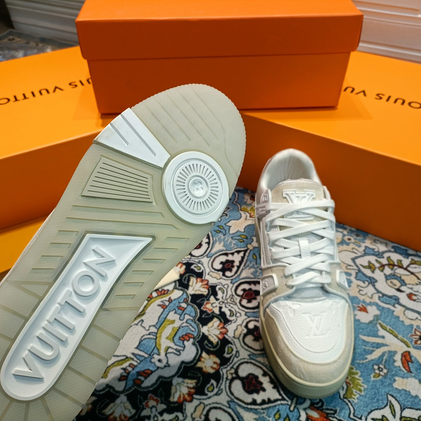 1XE23ZDE Stylish Sneakers