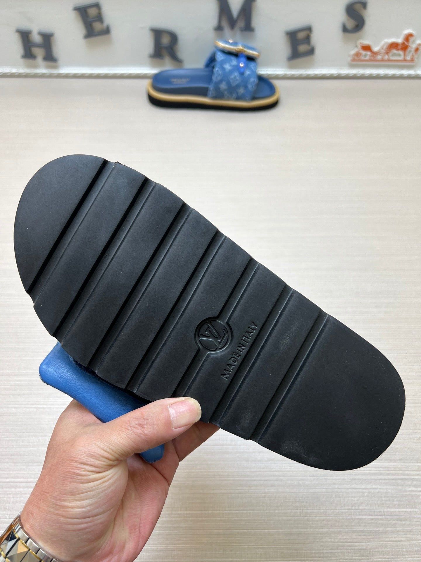 5LE219ZDE Stylish Slippers