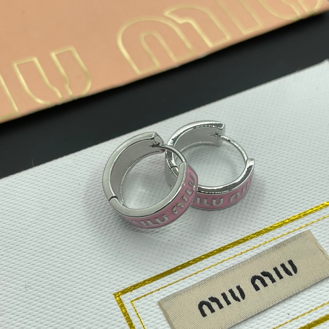 14A520EDE Stylish Earrings