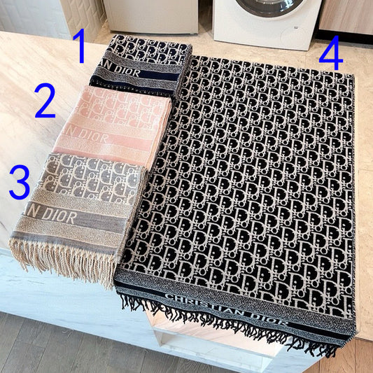 185ZD7WDE Stylish Winter Scarves