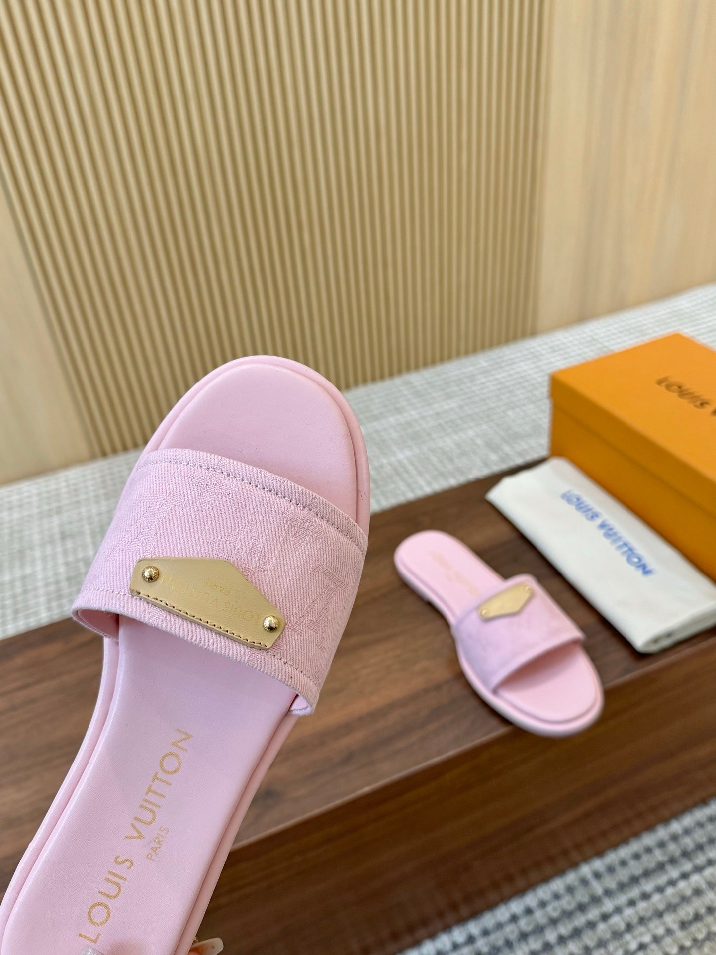 245RE3ZDE Stylish leather shoes 