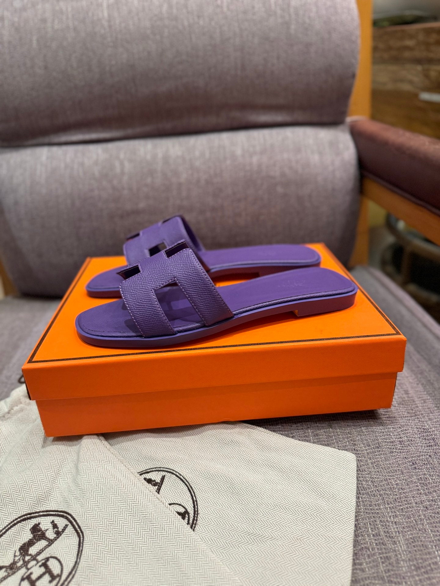 1ZH237ZDE Stylish Slippers