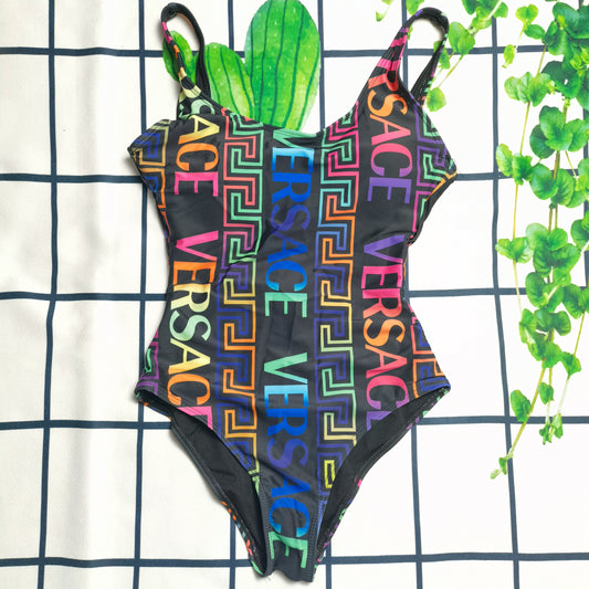 14V186YDE Stylish Bikini swimsuit