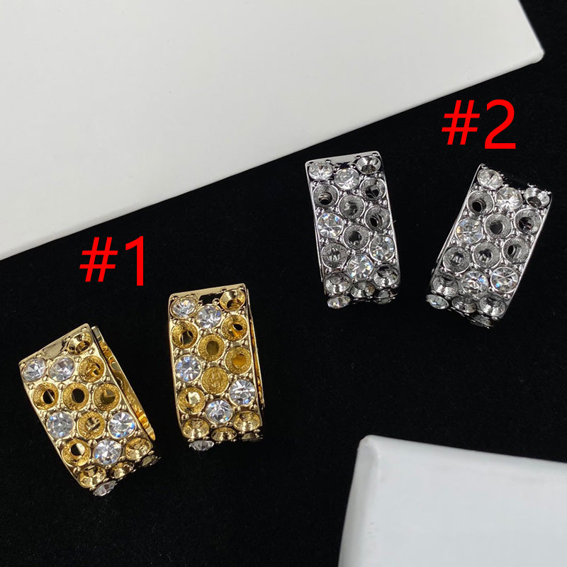 1YJ326EDE Stylish Earrings