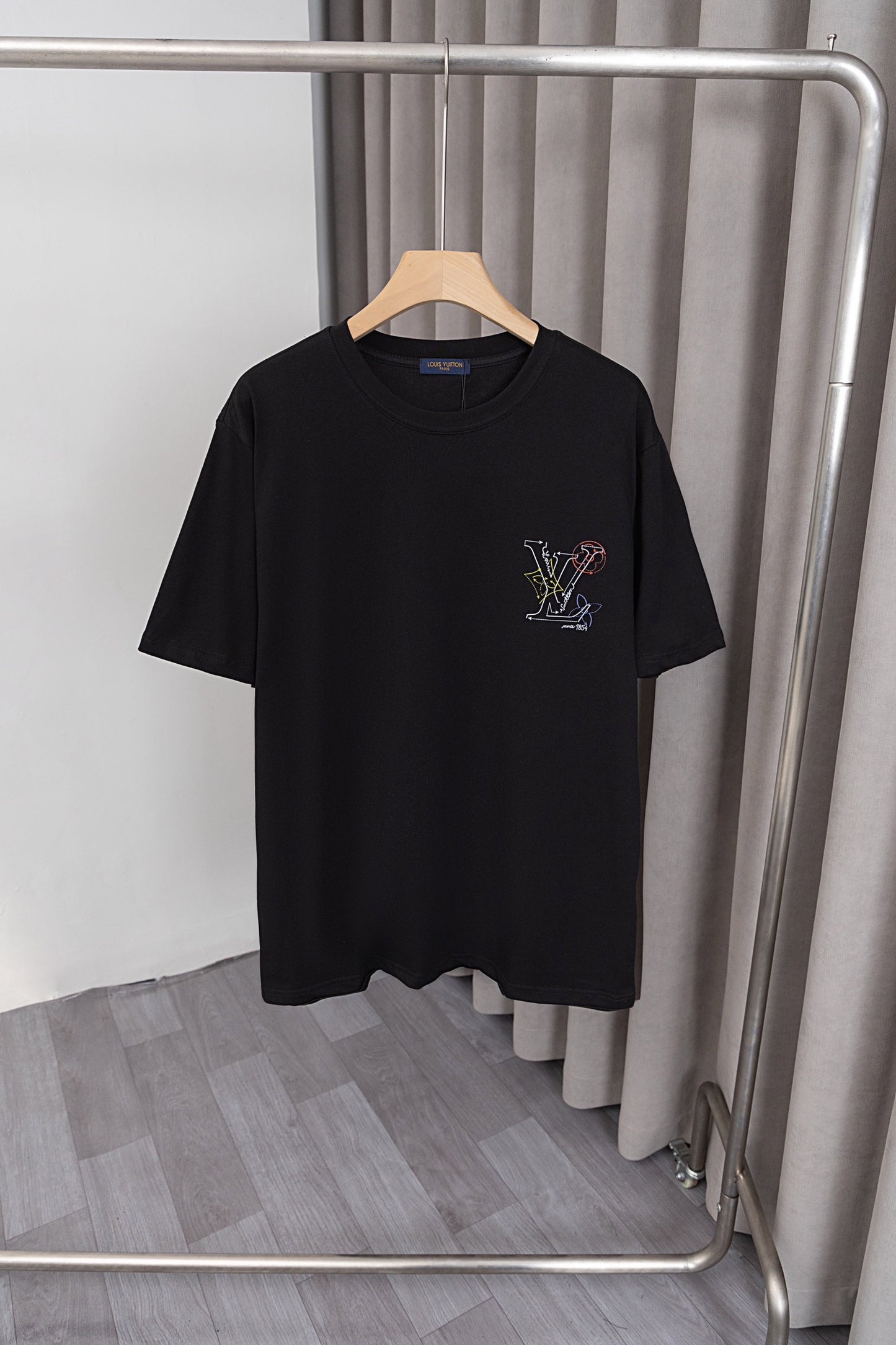 1ZE561UDE Stylish T-shirts