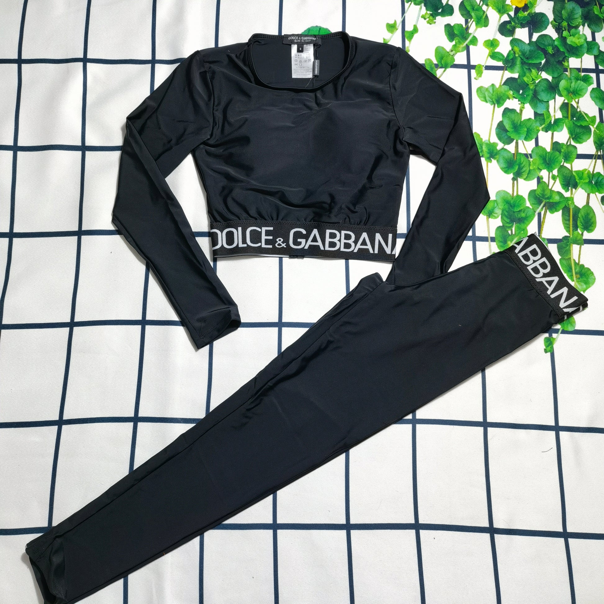 14A64YDE Stylish Long sleeve swimsuit